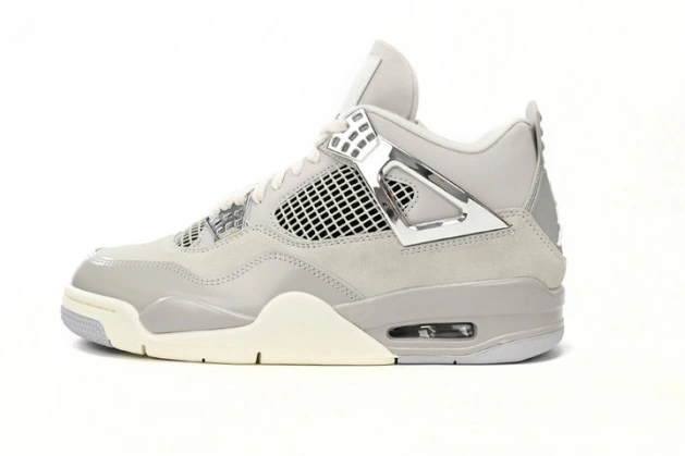 Jordan Frozen AQ9129-001 4 WMNS Air Moments 1027